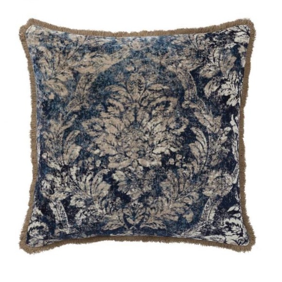Pottery Barn Stunning Claudine Print Pillow Cover, 24", Indigo Multi - Picture 2 of 7